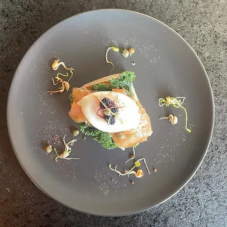 Bagnes Couette-café 3*